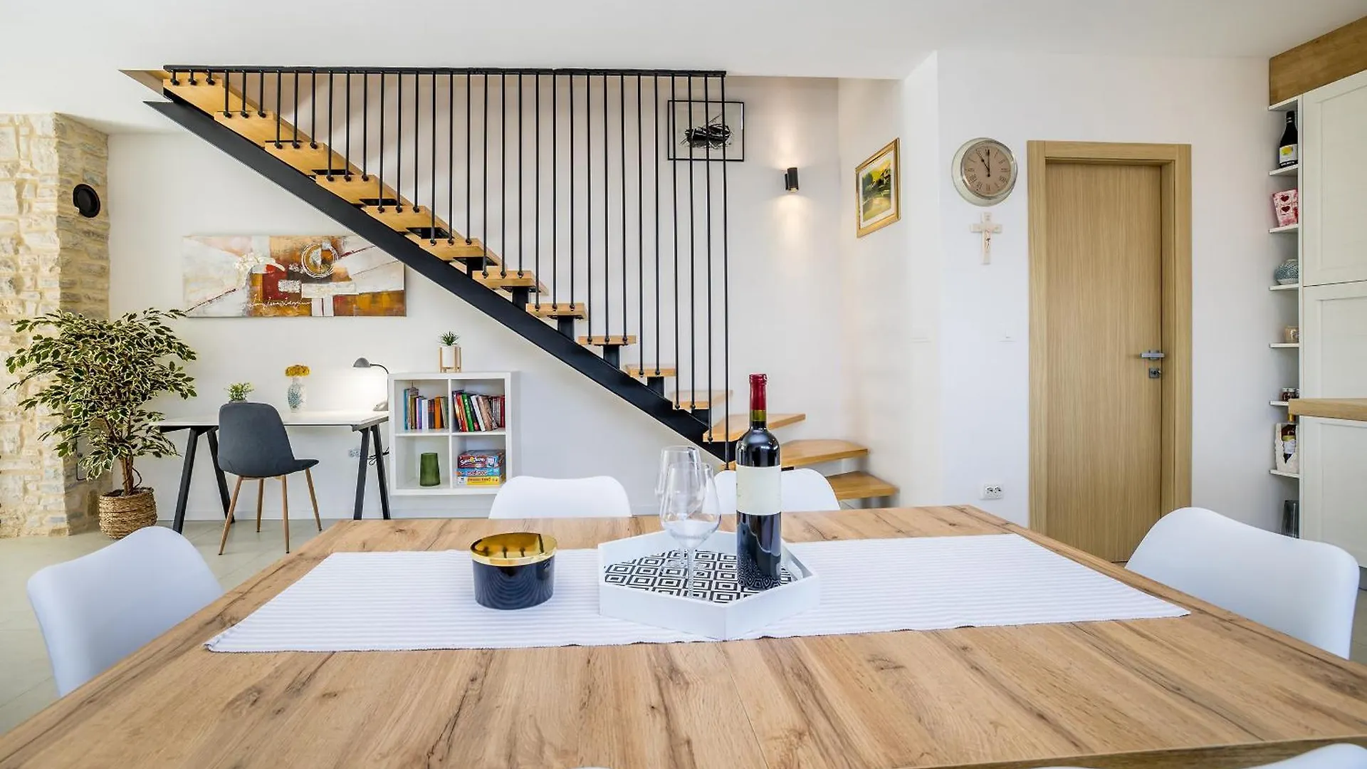 Semesterbostad Holiday House Zoroo With Private Pool Sveti Anton  Kroatien