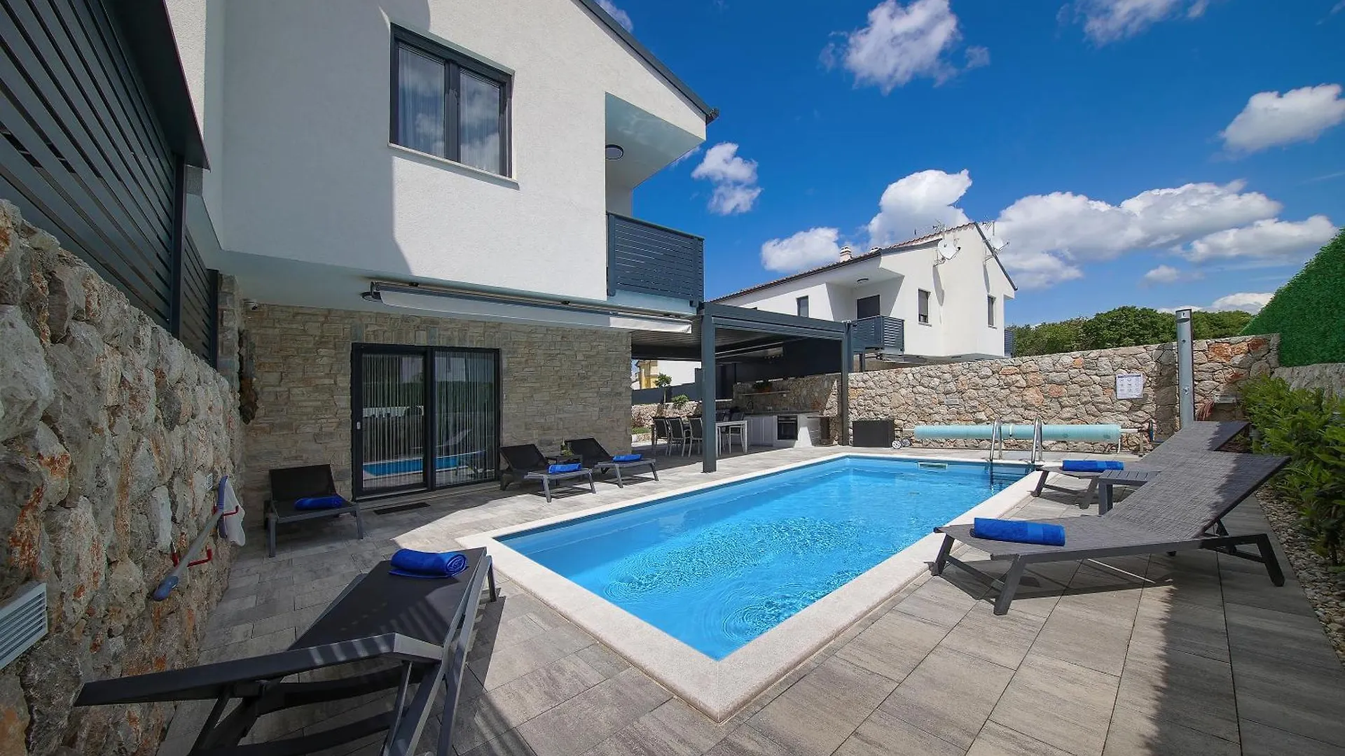 Holiday House Zoroo With Private Pool Sveti Anton  Semesterbostad Sveti Anton (Krk)